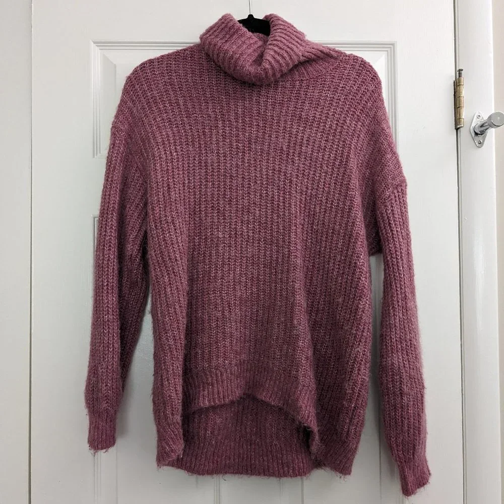 Old Navy Tunic Length Pink Oversized Turtleneck (S) - Picture 1 of 4